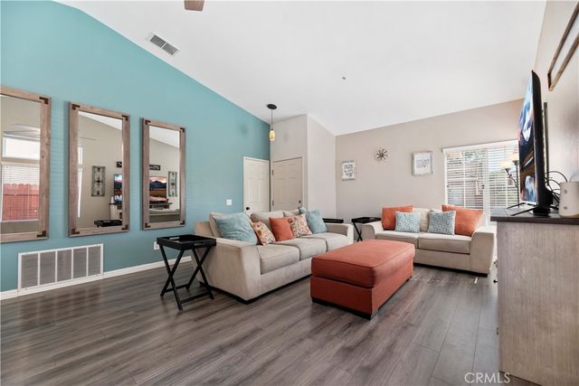 7235 Ayers Rock, Riverside, CA 92508