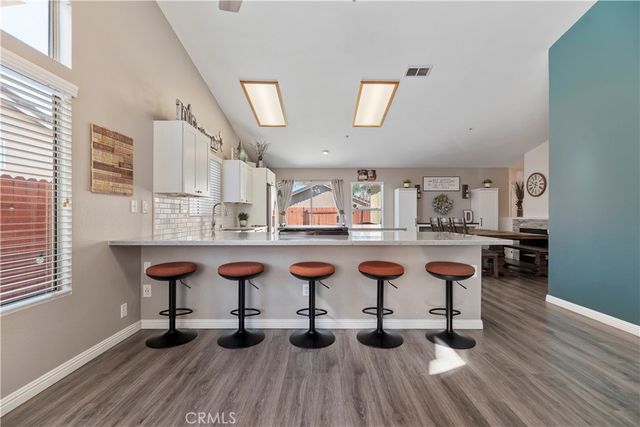 7235 Ayers Rock, Riverside, CA 92508