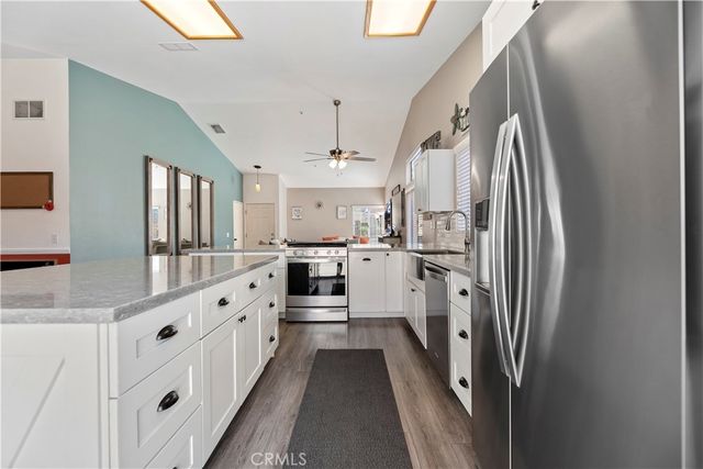 7235 Ayers Rock, Riverside, CA 92508