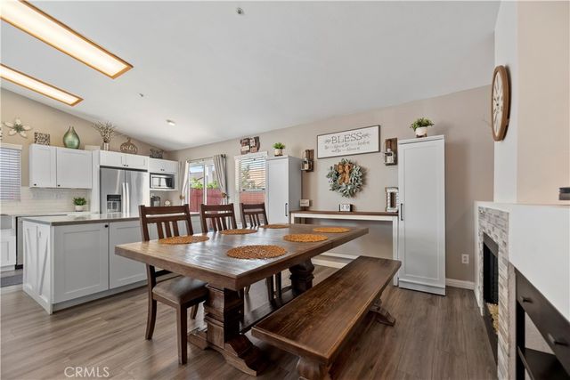 7235 Ayers Rock, Riverside, CA 92508