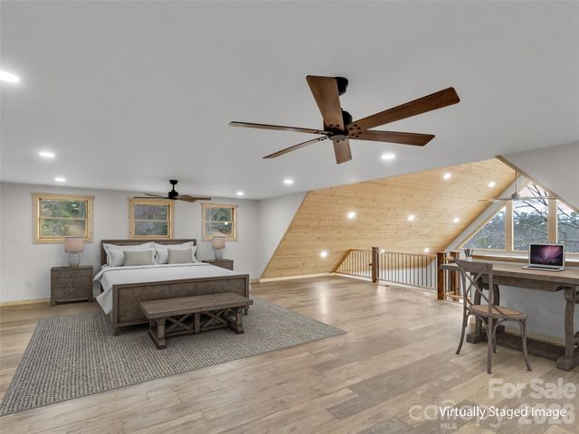 171 Cowtail Cove, Clyde, NC 28721