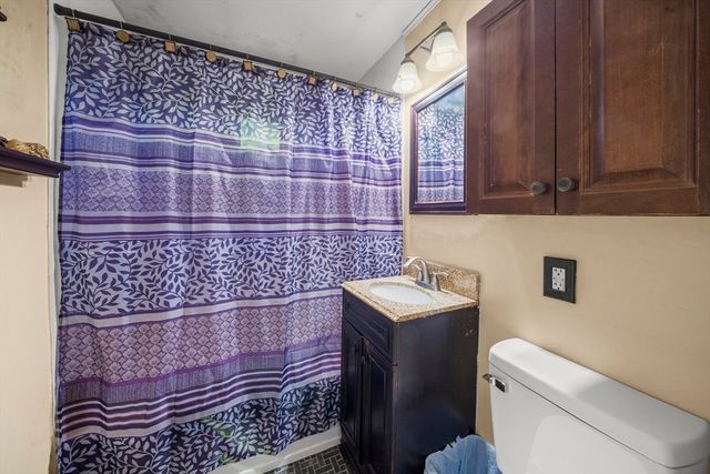 255 State St, Belchertown, MA 01007