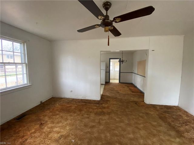 86 Cavalier RD, Hampton, VA 23669