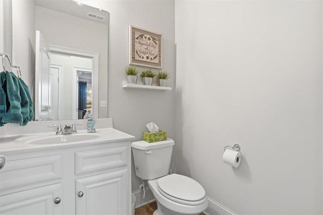 445 Broadmoor Dr, Braselton, GA 30517