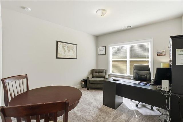 445 Broadmoor Dr, Braselton, GA 30517