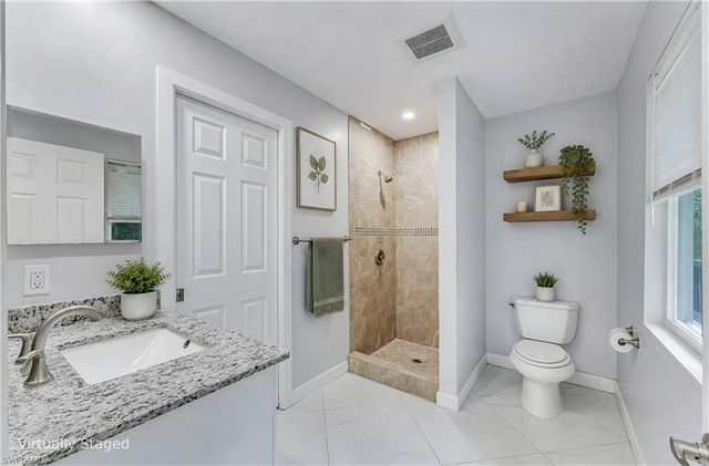 605 12th AVE NE, Naples, FL 34120