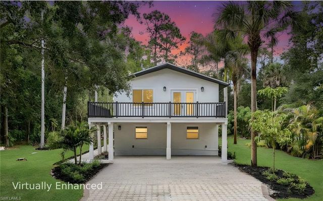 605 12th AVE NE, Naples, FL 34120