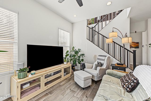 4361 E BERKELEY Road, Phoenix, AZ 85008