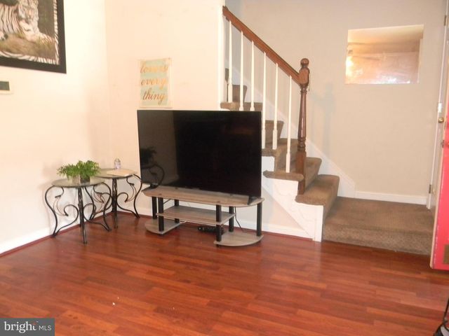 713 EASTSHIRE DR, Catonsville, MD 21228