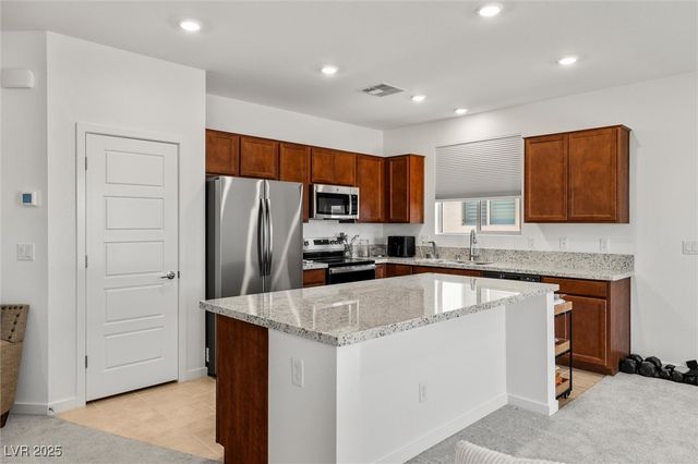 6011 East Trevano Avenue, Pahrump, NV 89061