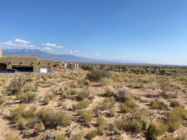 2409 DESERT MARIGOLD Road NE, Rio Rancho, NM 87144