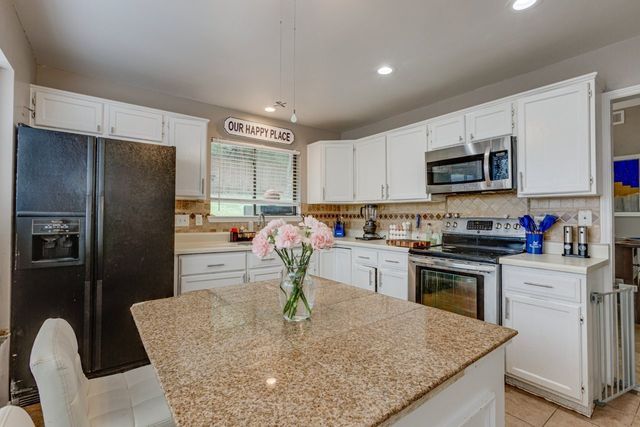 6808 Mountain Cedar Lane, Dallas, TX 75236