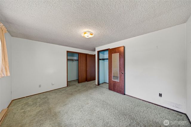 113 N Hawthorne Street, Burlington, WA 98233