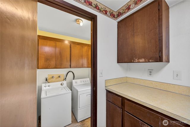 113 N Hawthorne Street, Burlington, WA 98233