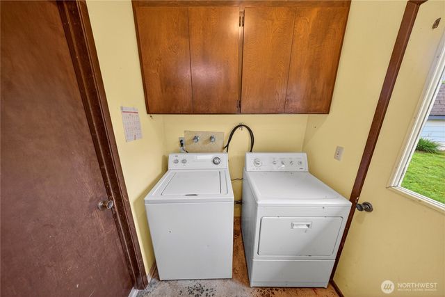 113 N Hawthorne Street, Burlington, WA 98233