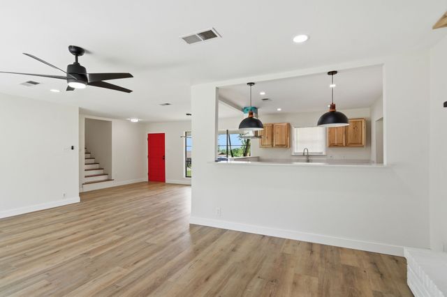 333 Arrowhead Street, Fort Worth, TX 76108
