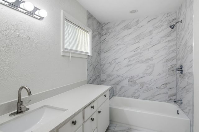 333 Arrowhead Street, Fort Worth, TX 76108