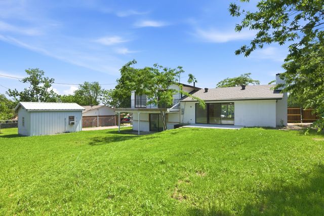 333 Arrowhead Street, Fort Worth, TX 76108