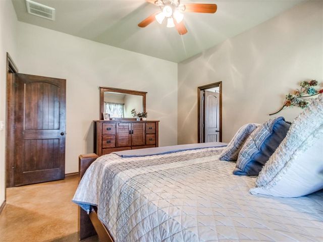 3017 San Juan Trail, Moore, OK 73160