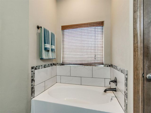3017 San Juan Trail, Moore, OK 73160