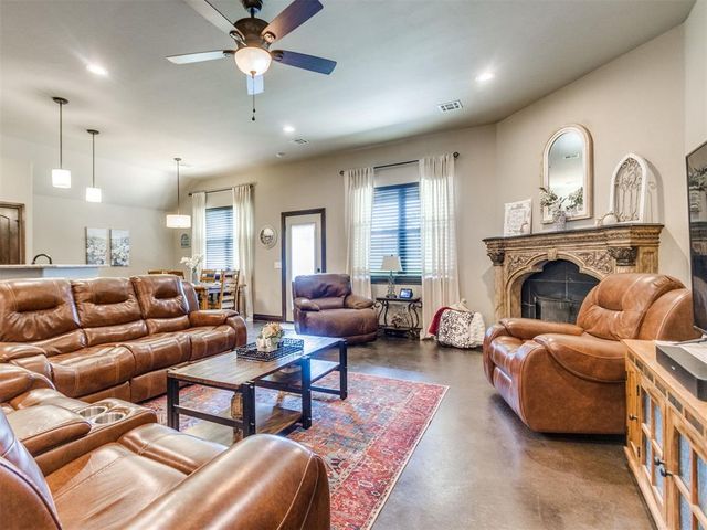 3017 San Juan Trail, Moore, OK 73160