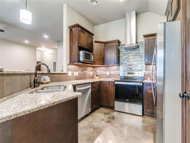 3017 San Juan Trail, Moore, OK 73160