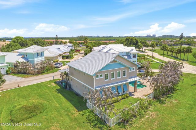 14 Cottage Court, Cocoa Beach, FL 32931