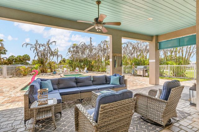 14 Cottage Court, Cocoa Beach, FL 32931
