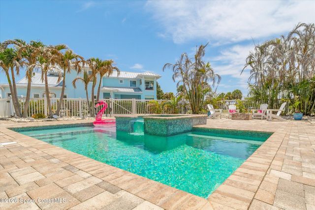 14 Cottage Court, Cocoa Beach, FL 32931
