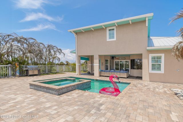 14 Cottage Court, Cocoa Beach, FL 32931