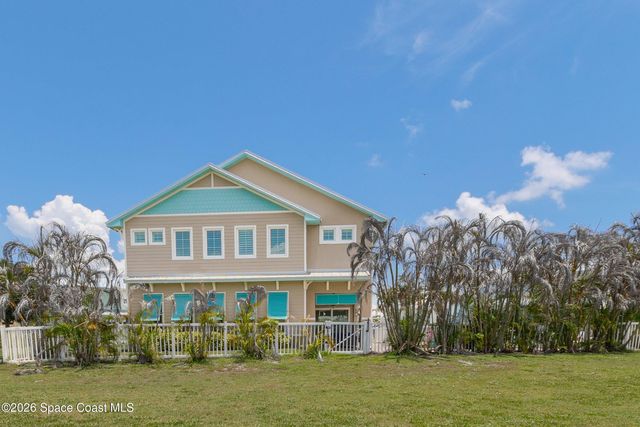 14 Cottage Court, Cocoa Beach, FL 32931
