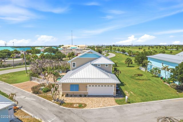 14 Cottage Court, Cocoa Beach, FL 32931
