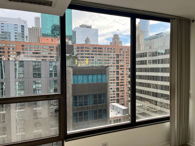 230 E Ontario Street 2104, Chicago, IL 60611