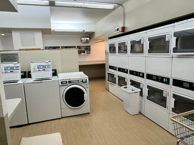 230 E Ontario Street 2104, Chicago, IL 60611