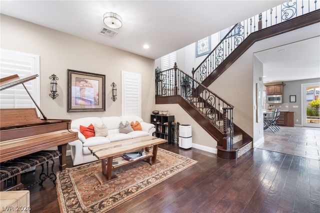 12045 La Palmera Avenue, Las Vegas, NV 89138