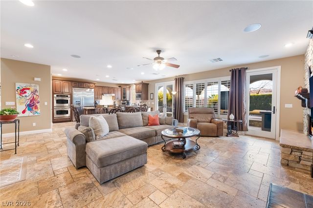 12045 La Palmera Avenue, Las Vegas, NV 89138