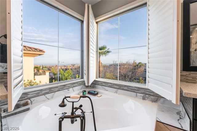 12045 La Palmera Avenue, Las Vegas, NV 89138