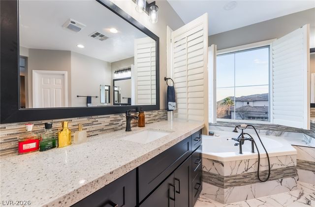 12045 La Palmera Avenue, Las Vegas, NV 89138