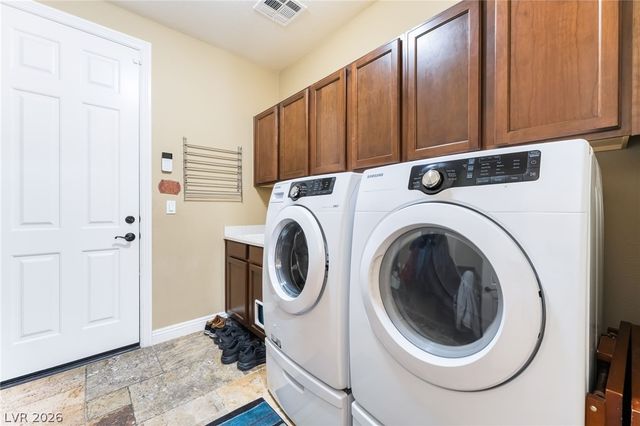 12045 La Palmera Avenue, Las Vegas, NV 89138