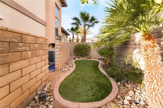 12045 La Palmera Avenue, Las Vegas, NV 89138