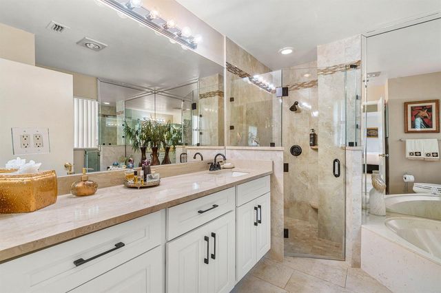 5692 Willow Creek Lane, Delray Beach, FL 33484