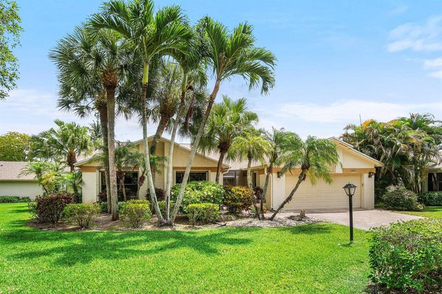 5692 Willow Creek Lane, Delray Beach, FL 33484