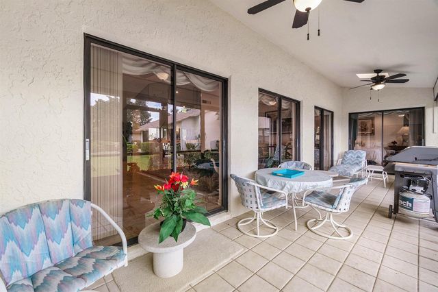 5692 Willow Creek Lane, Delray Beach, FL 33484