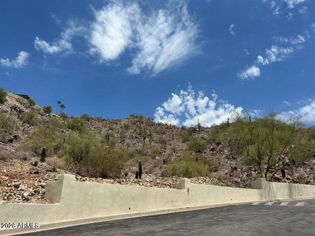 3800 E LINCOLN Drive 6, Phoenix, AZ 85018