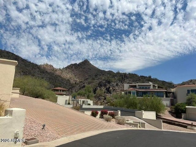 3800 E LINCOLN Drive 6, Phoenix, AZ 85018