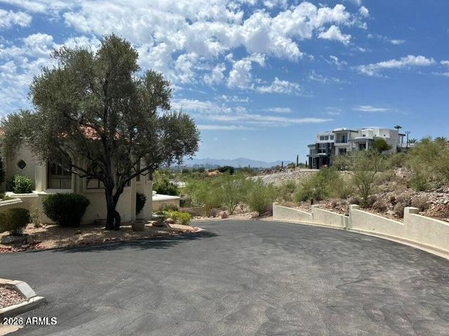3800 E LINCOLN Drive 6, Phoenix, AZ 85018