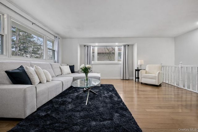 1016 Westwood Road, Woodmere, NY 11598