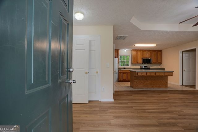 142 Mountain View Road, Lavonia, GA 30553