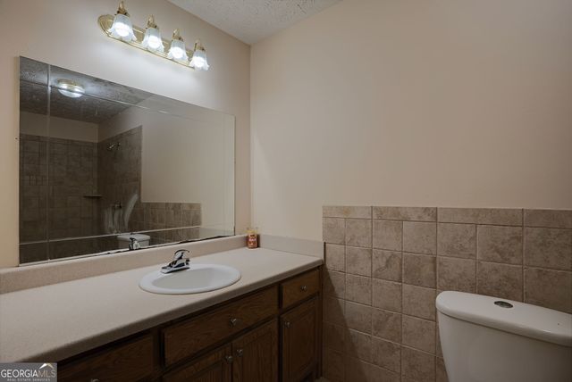 142 Mountain View Road, Lavonia, GA 30553