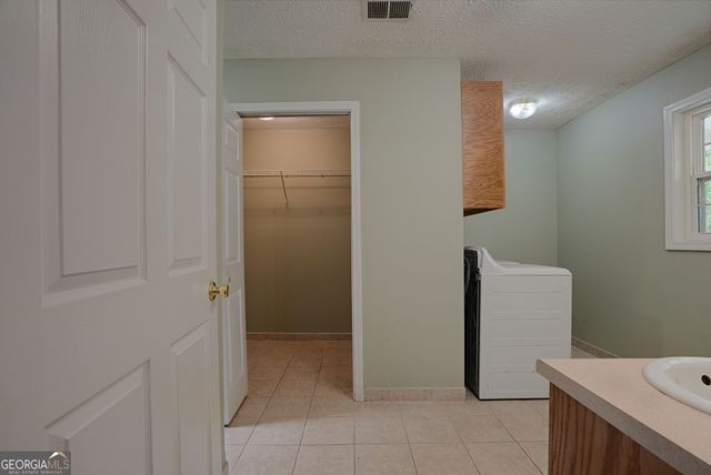 142 Mountain View Road, Lavonia, GA 30553